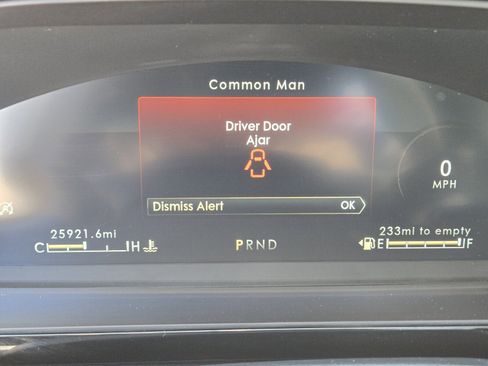 Used 2021 Lincoln Corsair Reserve w/ Equipment Group 201A image 23