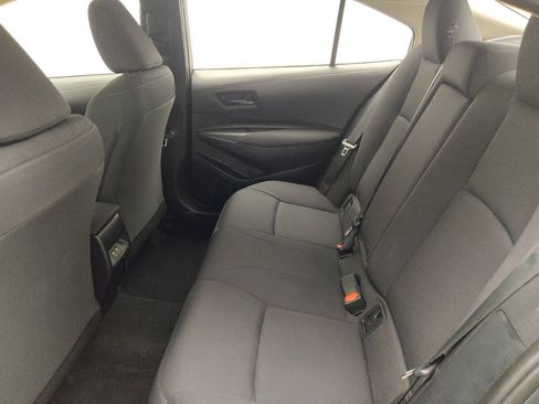 Used 2025 Toyota Corolla LE FWD image 18