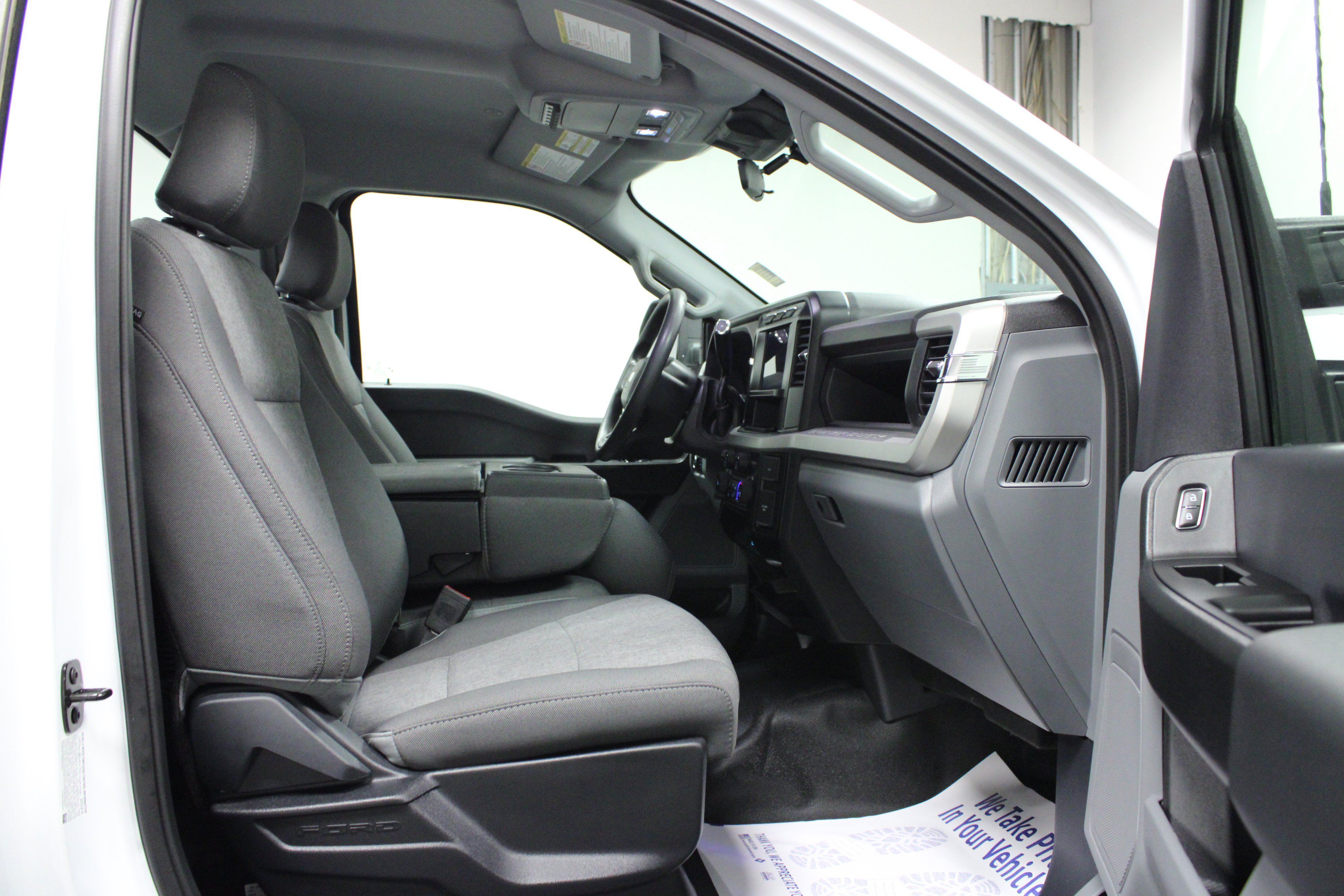 Used 2024 Ford F250 XL w/ Snow Plow Prep Package AWD/4WD image 14