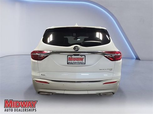 Used 2019 Buick Enclave Avenir image 4