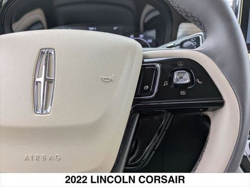 Used 2022 Lincoln Corsair Standard image 15