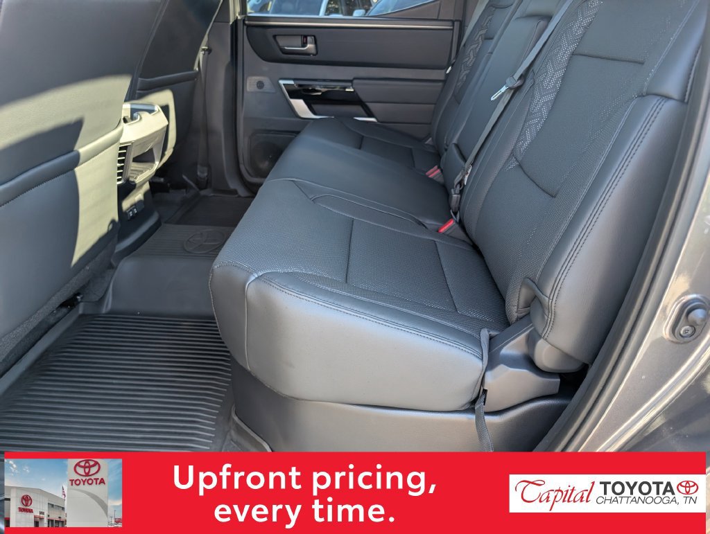 Used 2025 Toyota Tundra Limited AWD/4WD image 10