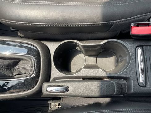 Used 2019 Buick Encore Preferred AWD/4WD image 25