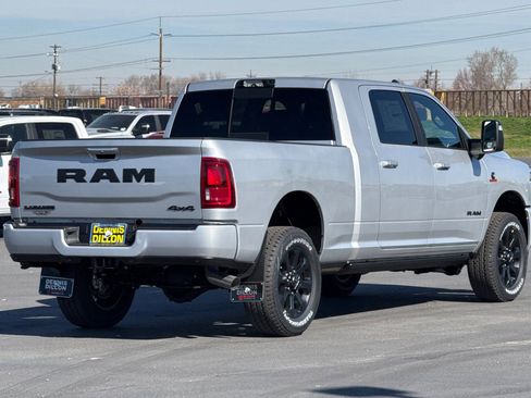 New 2026 RAM 2500 Laramie AWD/4WD image 3