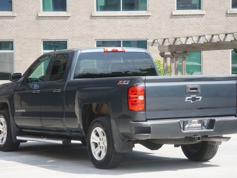 Used 2017 Chevrolet Silverado 1500 LT w/ All Star Edition AWD/4WD image 7