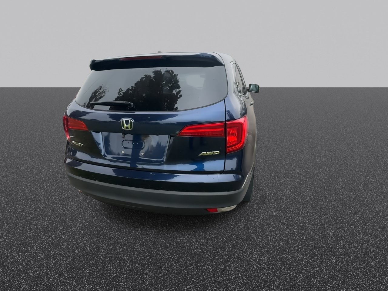 Used 2018 Honda Pilot EX image 8