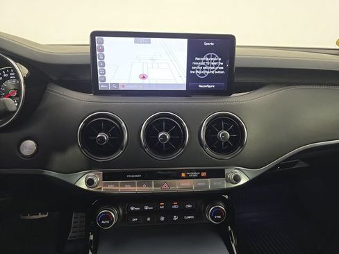 Used 2023 Kia Stinger GT2 AWD/4WD image 22