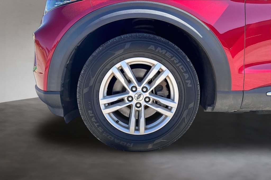 Used 2021 Ford Explorer XLT w/ Equipment Group 202A RWD image 32