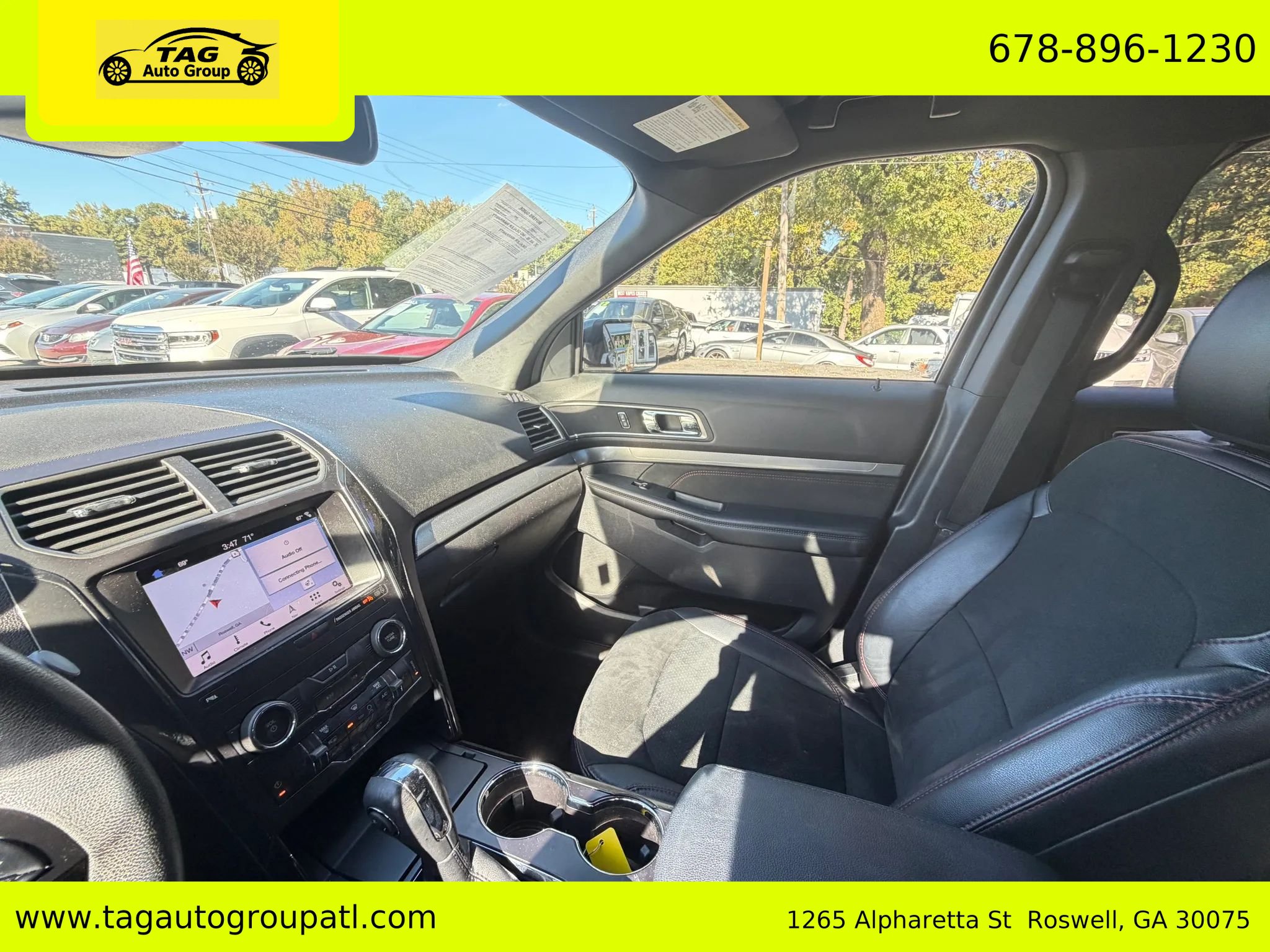 Used 2019 Ford Explorer XLT w/ Equipment Group 202A AWD/4WD image 20