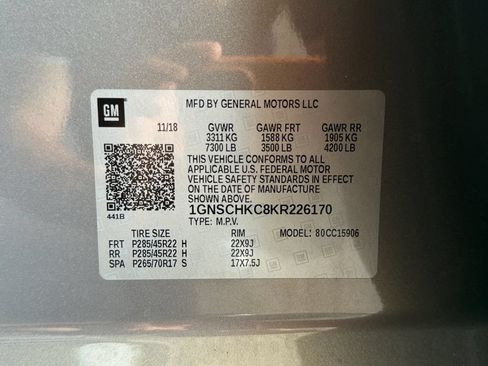 Used 2019 Chevrolet Suburban LT RWD image 35