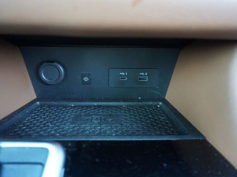 Used 2025 Nissan Pathfinder Platinum image 13