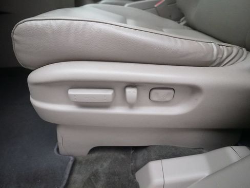 Used 2017 Honda Odyssey EX-L image 31