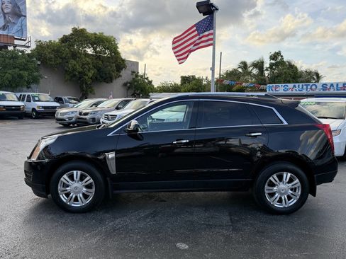 Used 2014 Cadillac SRX Luxury FWD image 3