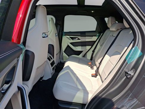 New 2026 Jaguar F-PACE R-Dynamic S image 8