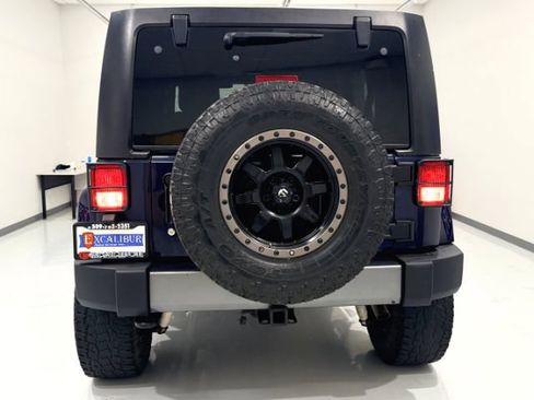 Used 2013 Jeep Wrangler Unlimited Sport AWD/4WD image 12
