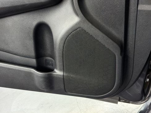 Used 2014 Toyota Camry SE FWD image 22