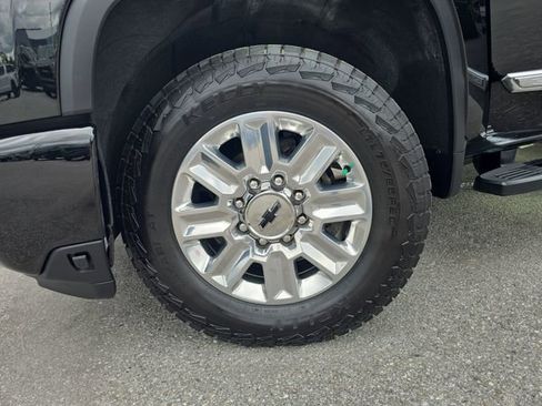 Certified 2024 Chevrolet Silverado 2500 High Country w/ High Country Premium Package AWD/4WD image 30