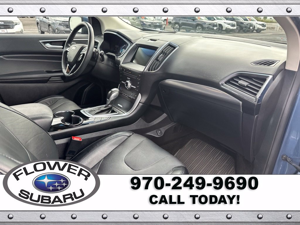 Used 2018 Ford Edge Titanium w/ Equipment Group 302A AWD/4WD image 10
