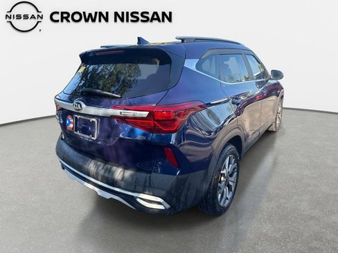 Used 2021 Kia Seltos EX image 7