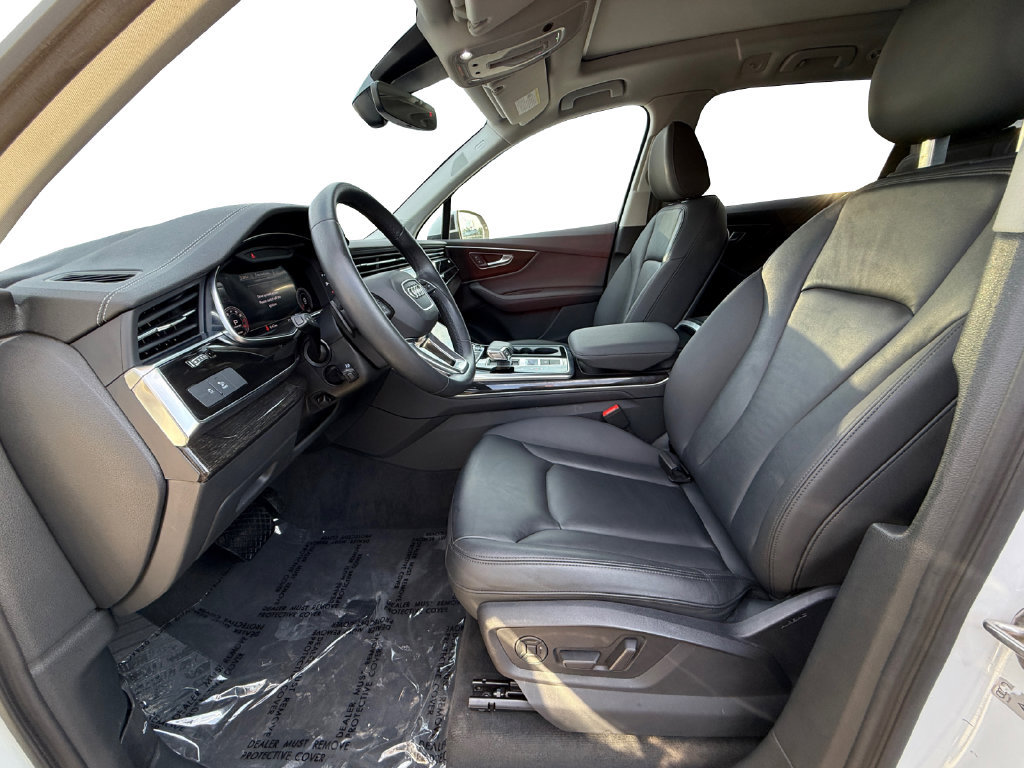 Used 2023 Audi Q7 2.0T Premium Plus w/ Premium Plus Package AWD/4WD image 9