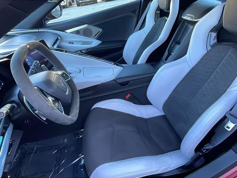 Used 2022 Chevrolet Corvette Stingray Preferred Conv RWD image 27
