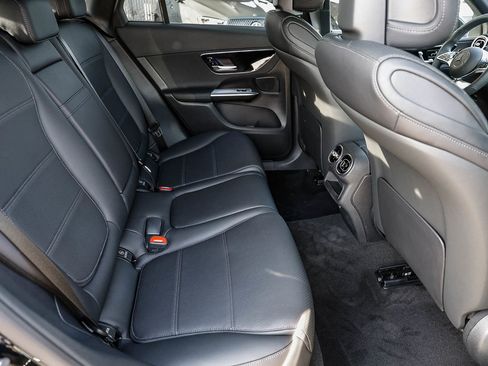 New 2026 Mercedes-Benz GLC 300 4MATIC image 18