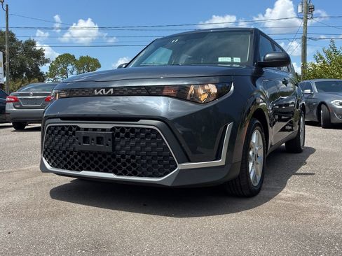 Certified 2023 Kia Soul LX w/ Option Group 015 FWD image 1