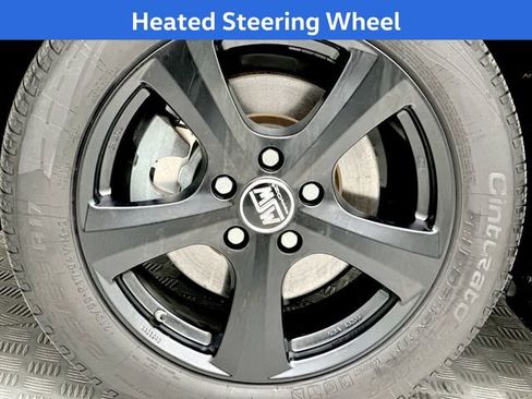 Used 2020 Toyota Camry XSE w/ Navigation Package image 12