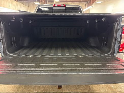 Used 2017 GMC Sierra 1500 SLT w/ SLT Premium Package image 27