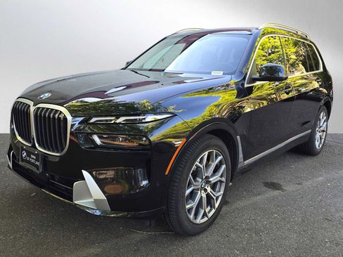 Used 2025 BMW X7 xDrive40i AWD/4WD image 7