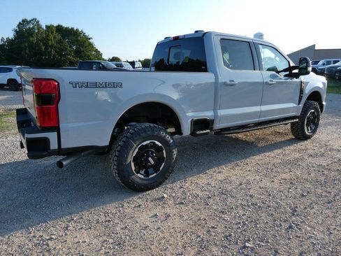 New 2026 Ford F250 Lariat w/ Tremor Off-Road Package AWD/4WD image 4