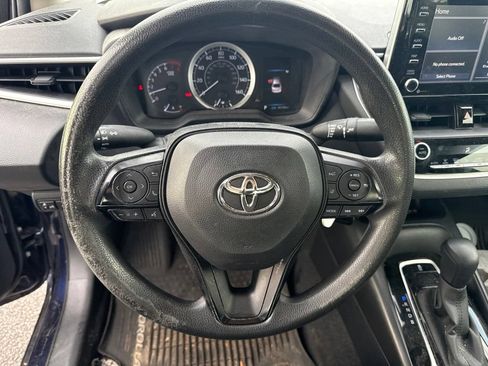Used 2021 Toyota Corolla LE FWD image 14