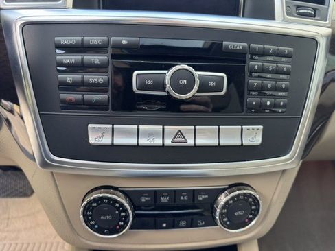 Used 2013 Mercedes-Benz GL 450 4MATIC image 25