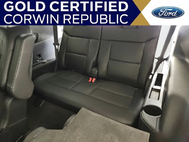 Used 2022 Ford Explorer XLT w/ Equipment Group 202A AWD/4WD image 25