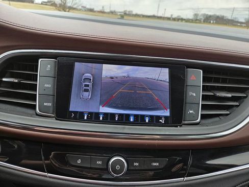 Used 2021 Buick Enclave Avenir w/ Avenir Technology Package AWD/4WD image 34