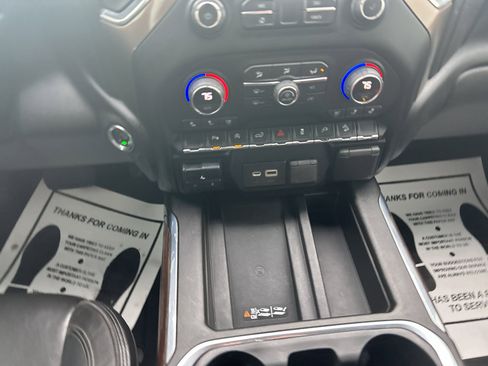 Used 2021 Chevrolet Silverado 1500 High Country w/ Z71 Off-Road Package image 18