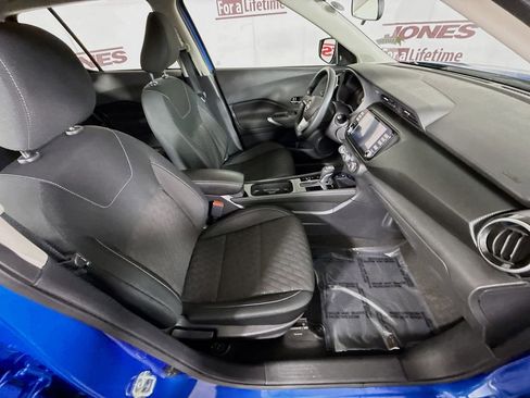 Certified 2023 Nissan Kicks SV FWD image 28