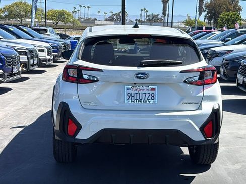 Certified 2024 Subaru Crosstrek 2.0i w/ Crosstrek Mirror Package AWD/4WD image 5
