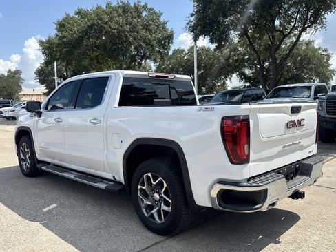Used 2026 GMC Sierra 1500 SLT AWD/4WD image 13