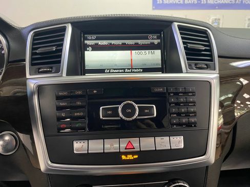 Used 2014 Mercedes-Benz GL 450 4MATIC image 20