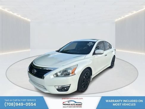 Used 2015 Nissan Altima 2.5 SV w/ Convenience Package FWD image 1