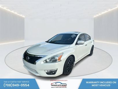 Used 2015 Nissan Altima 2.5 SV w/ Convenience Package