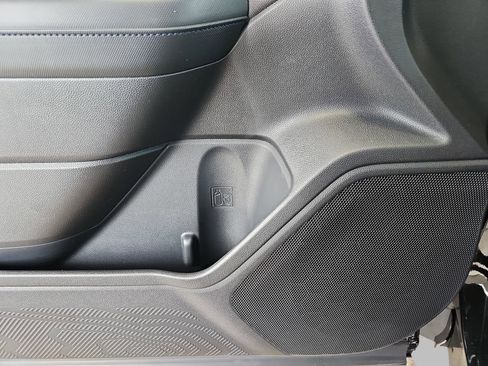 New 2026 Subaru Forester Premium AWD/4WD image 33