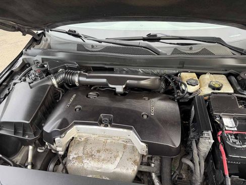 Used 2016 Chevrolet Impala LT w/ Convenience Package image 21