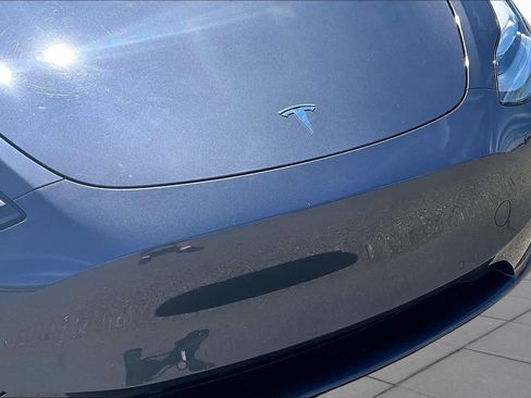 Used 2022 Tesla Model Y Long Range AWD/4WD image 29