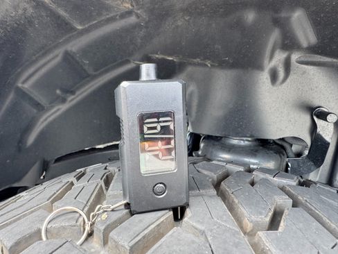 Used 2025 Jeep Wrangler Sport AWD/4WD image 60