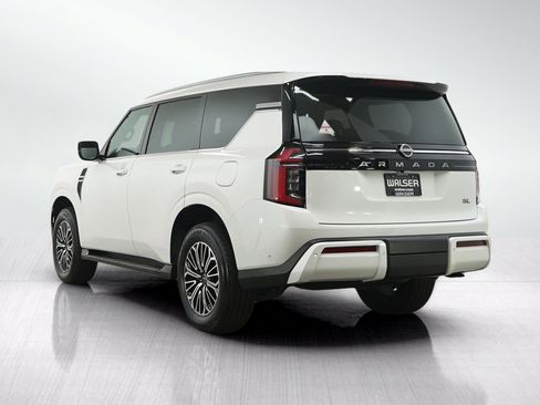 Certified 2025 Nissan Armada SL AWD/4WD image 4