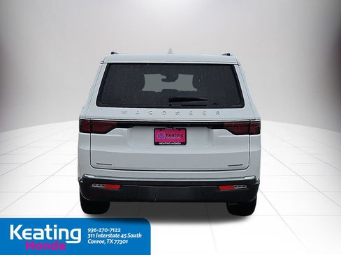 Used 2022 Jeep Wagoneer Series II w/ Flexible Seating Group AWD/4WD image 7