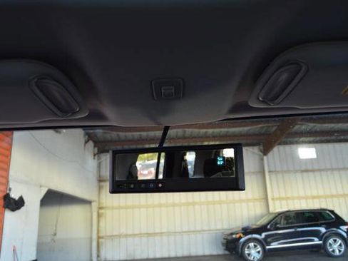 Used 2008 HUMMER H3 Alpha AWD/4WD image 24