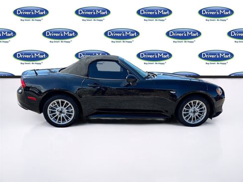 Used 2017 FIAT 124 Spider Classica RWD image 8